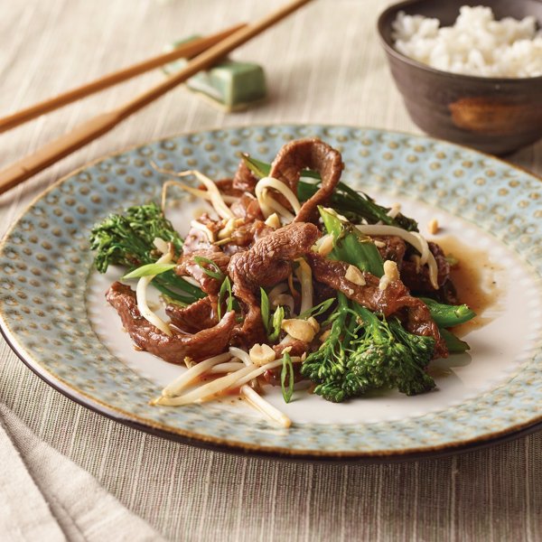 Beef, Broccolini & Bean Sprouts Stir-Fry