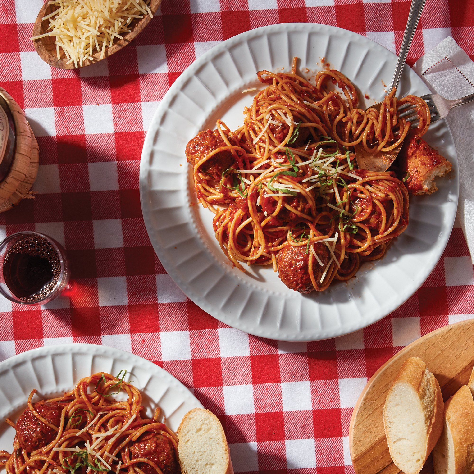 Classic Spaghetti And Meatballs Recipe From H-E-B