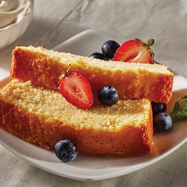 Classic Vanilla Bean Pound Cake