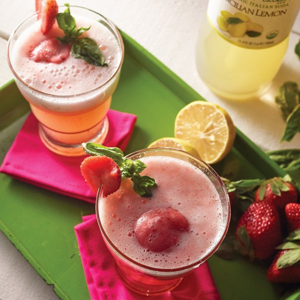 Flirty Lemon Basil Mocktail