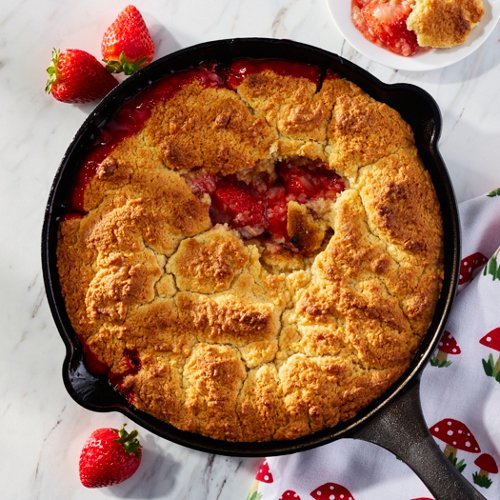 Fresh Strawberry Lime Cobbler