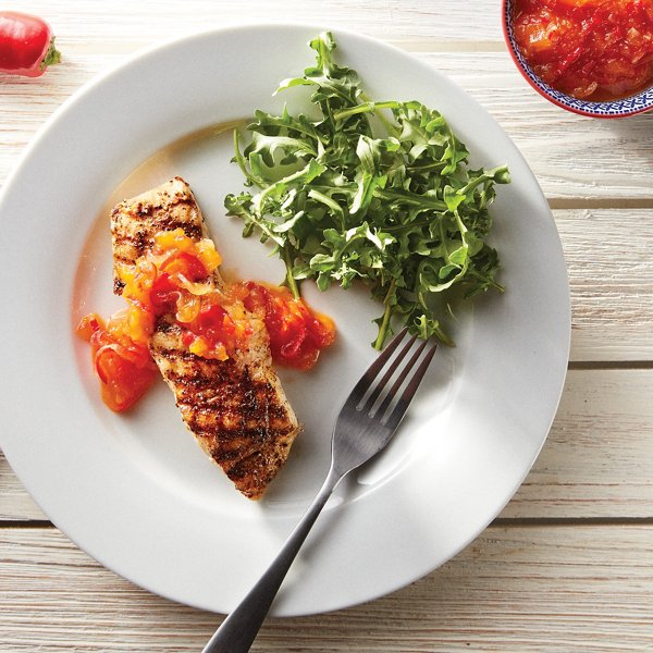 Grilled Halibut with Spicy Papaya Chutney