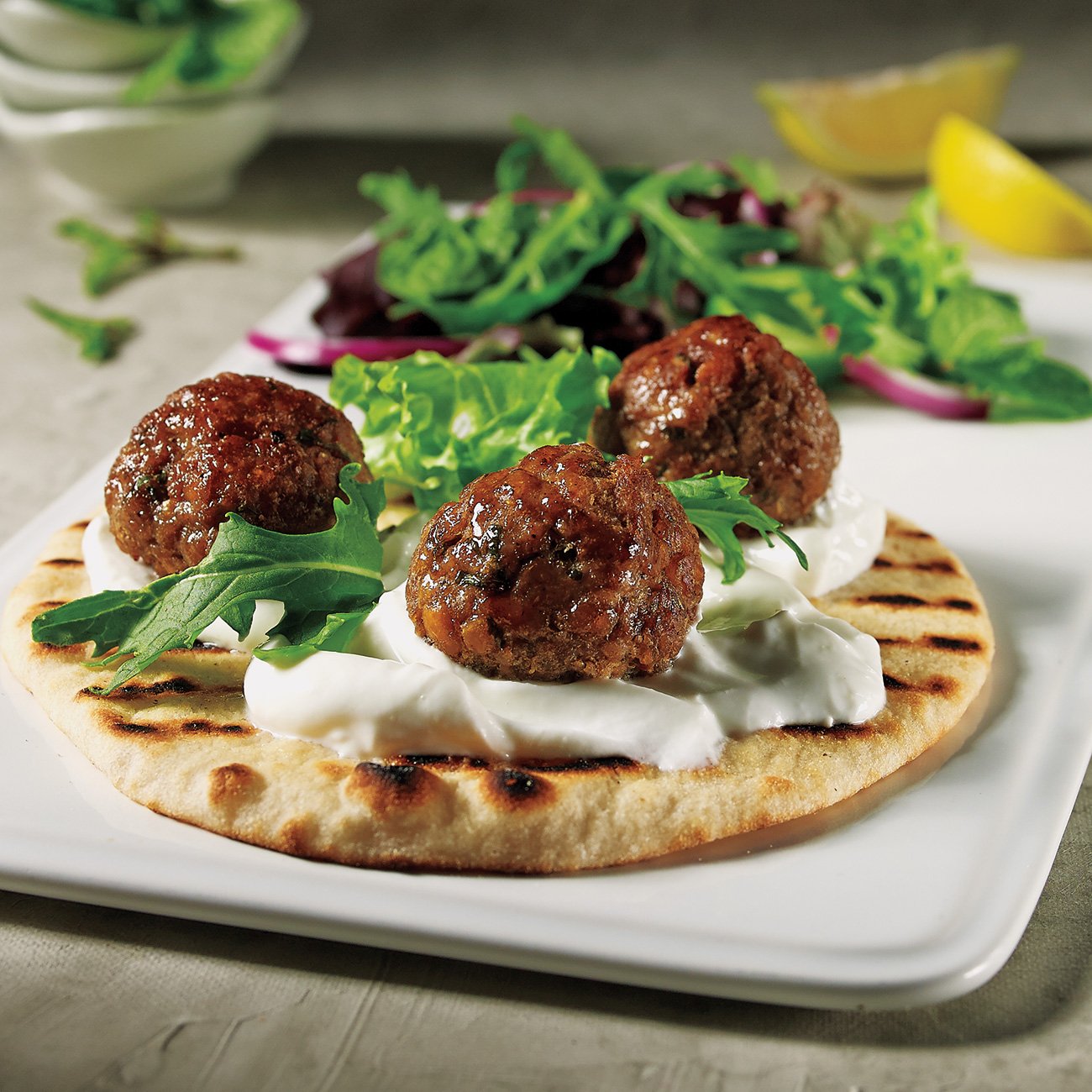 【4巻セット】Meatball 肉球 Lamb and Pretzel Meatballs Recipe from H-E-B