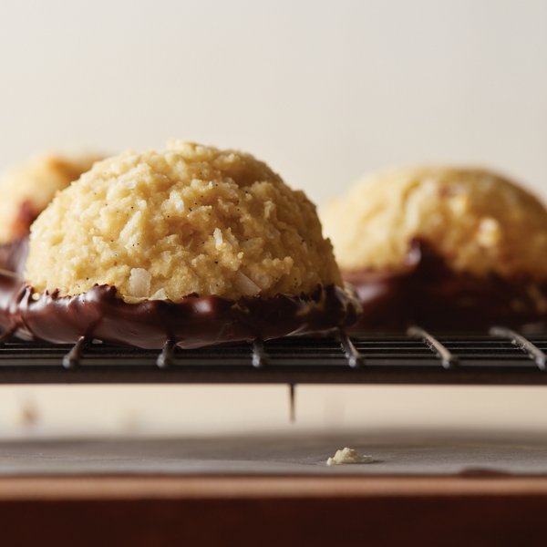 Low Carb Coconut Cloud Cookie