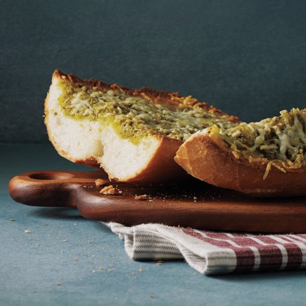 Pesto French Bread