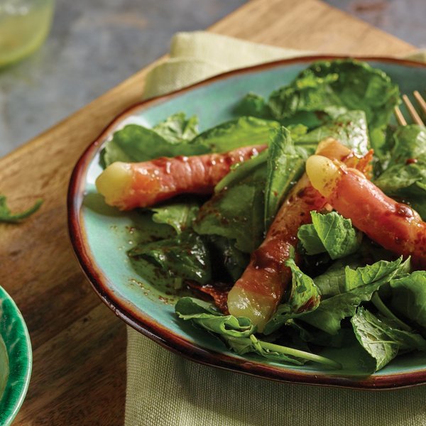 Prosciutto & Mozzarella Salad with Balsamic Glaze