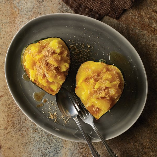 Roasted Acorn Squash with Brown Butter and Vanilla Crumbs