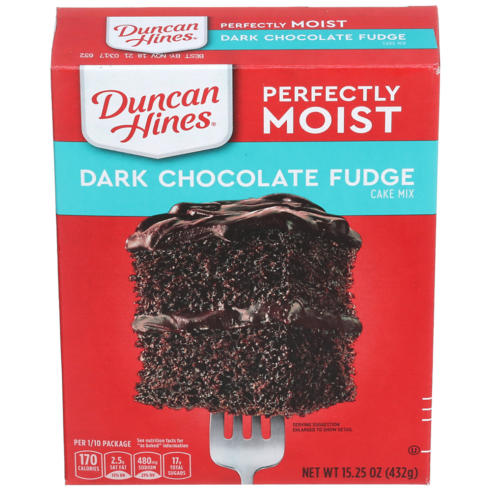 Calories in Duncan Hines Dark Chocolate Fudge Cake Mix, 15.25 oz