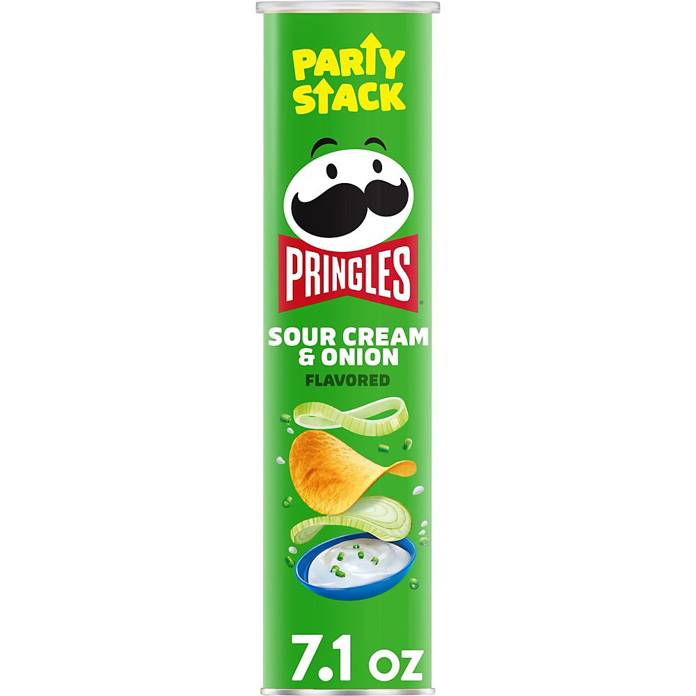 Calories in Pringles Potato Crisps Chips Sour Cream & Onion Flavored, 7.1 oz