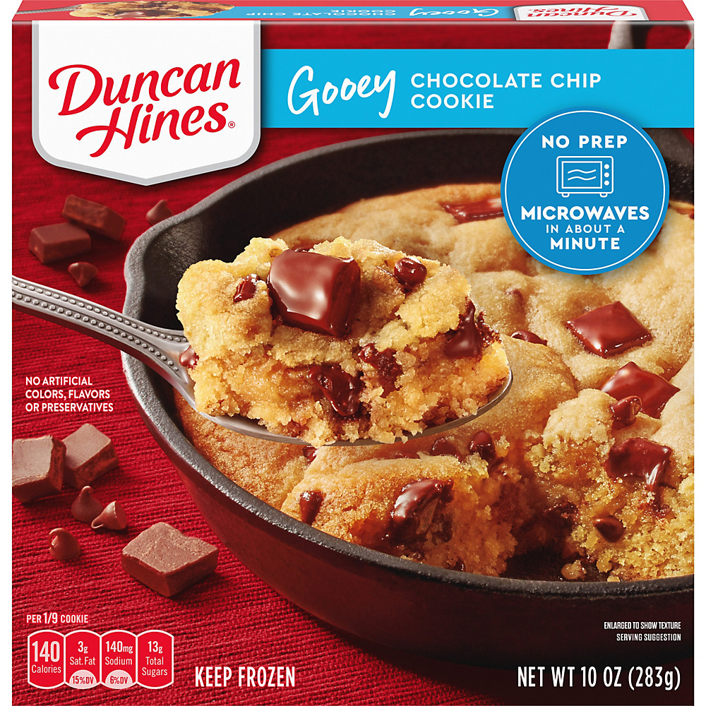Calories in Duncan Hines  Gooey Chocolate Chip Cookie, 10 oz
