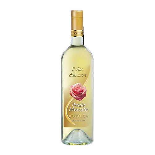 Risata Moscato d'Asti, D.O.C.G., Piedmont Italy, 5.5% ABV, 750ml Glass  Bottle, 3 - 240ml Servings 