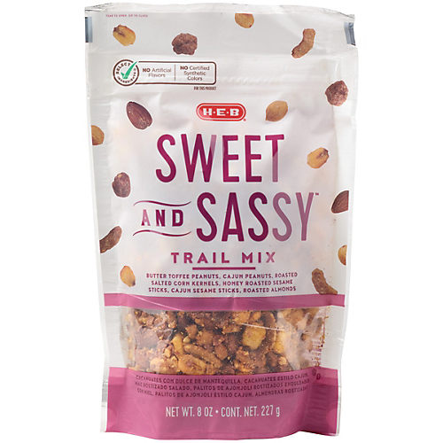 Snak Club Trail Mix, Sweet & Salty Snacks with Roasted Salted Peanuts,  M&M'S Peanut Butter Chocolate Candies, Butter Toffee Peanuts & Pretzels