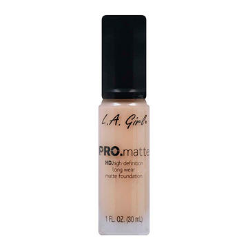 L.A. Girl Pro Matte Foundation - Bisque