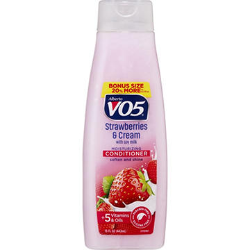 Alberto VO5 Strawberries & Cream Moisturizing Conditioner