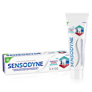 Sensodyne Toothpaste Sensitivity Gum and Enamel, Triple Protection, Refreshing Fluoride Toothpaste, Mint Flavor