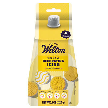 Wilton Yellow Decorating Icing Pouch with Tips