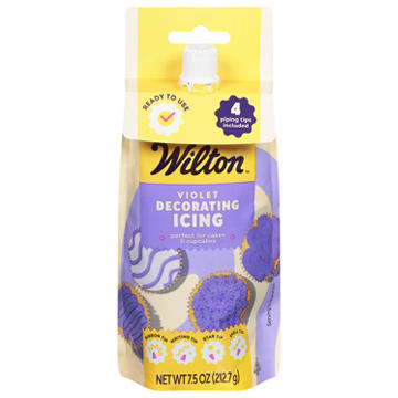 Wilton Violet Decorating Icing Pouch With Tips