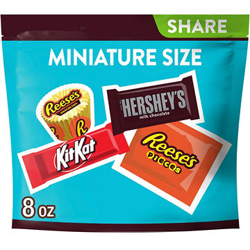 Hershey's, Kit Kat & Reese's Miniatures Assorted Flavored Candy - Share Pack