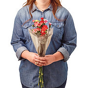 BLOOMS by H-E-B Dozen Red Roses