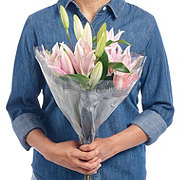 BLOOMS by H-E-B Stargazer Lilies Flower Bouquet