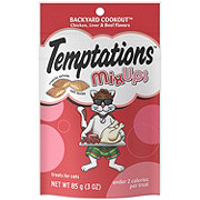 Temptations MixUps Crunchy and Soft Cat Treats Backyard Cookout Flavor