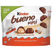 Kinder Bueno Mini Crispy Chocolate Bites - Share Pack