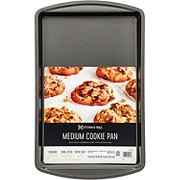 Kitchen & Table by H-E-B Medium Cookie Pan - Gun Metal