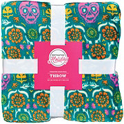 Destination Holiday Dia de los Muertos All Over Sugar Skull Throw Blanket - Turquoise