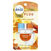 Febreze Odor-Fighting Fade Defy PLUG Air Freshener Oil Refill - Crisp Fall Breeze