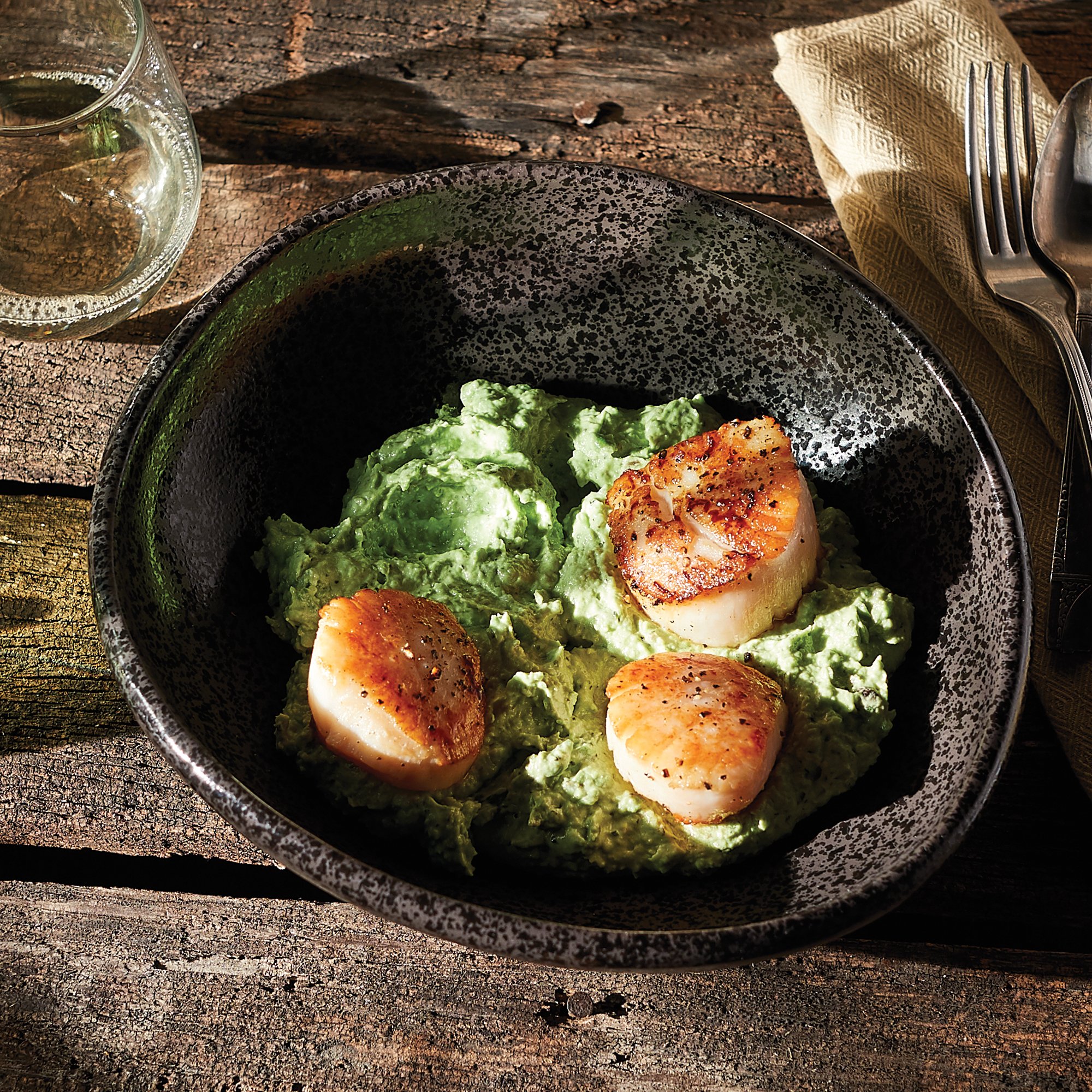 Diver Scallops With Charred English Pea Puree Recipe From H E B