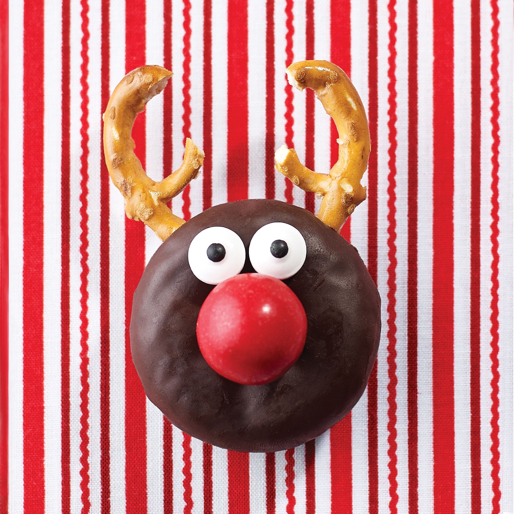 Red Nosed Reindeer Donuts Recipe from H-E-B