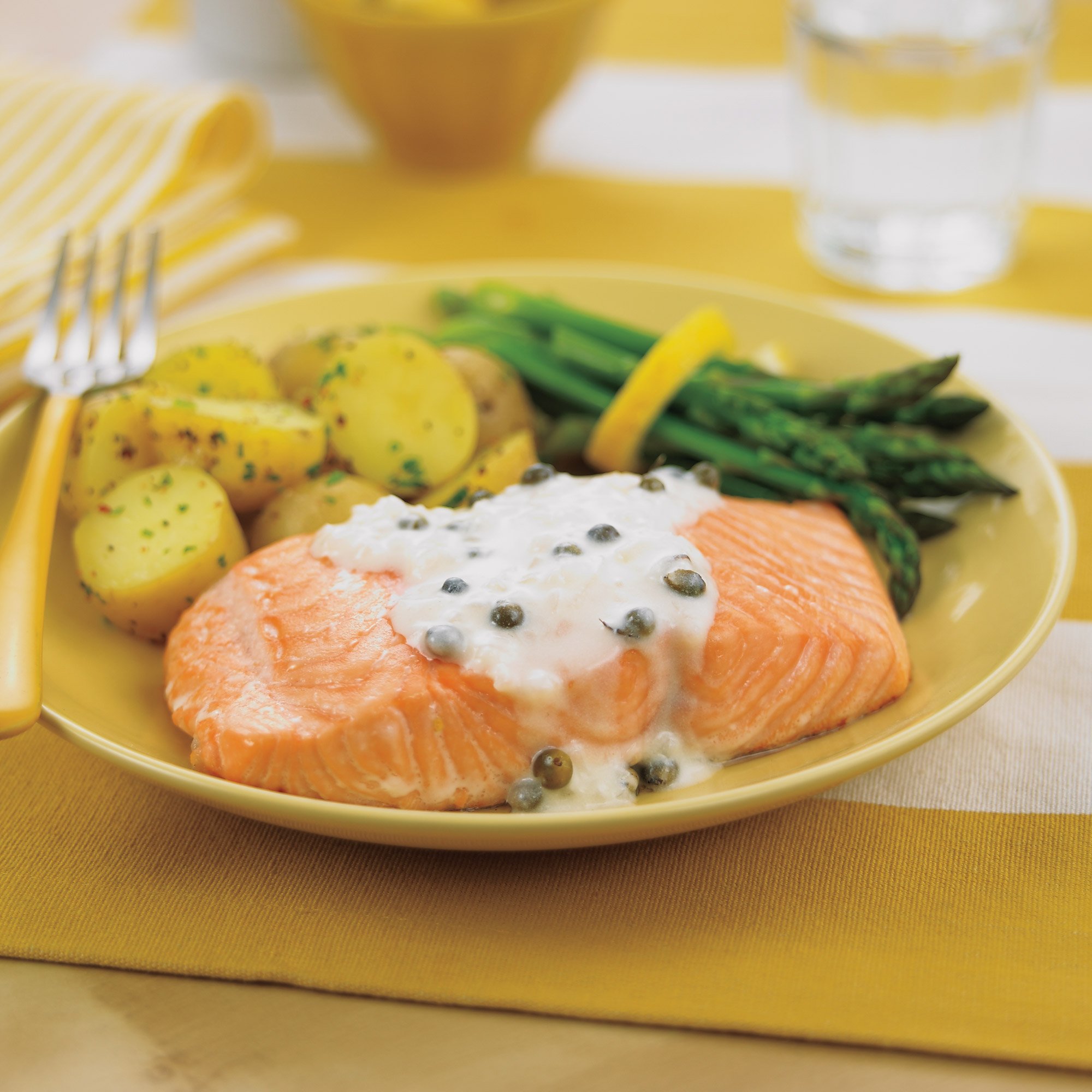 Salmon With Green Peppercorn Sauce Recipe From H E B