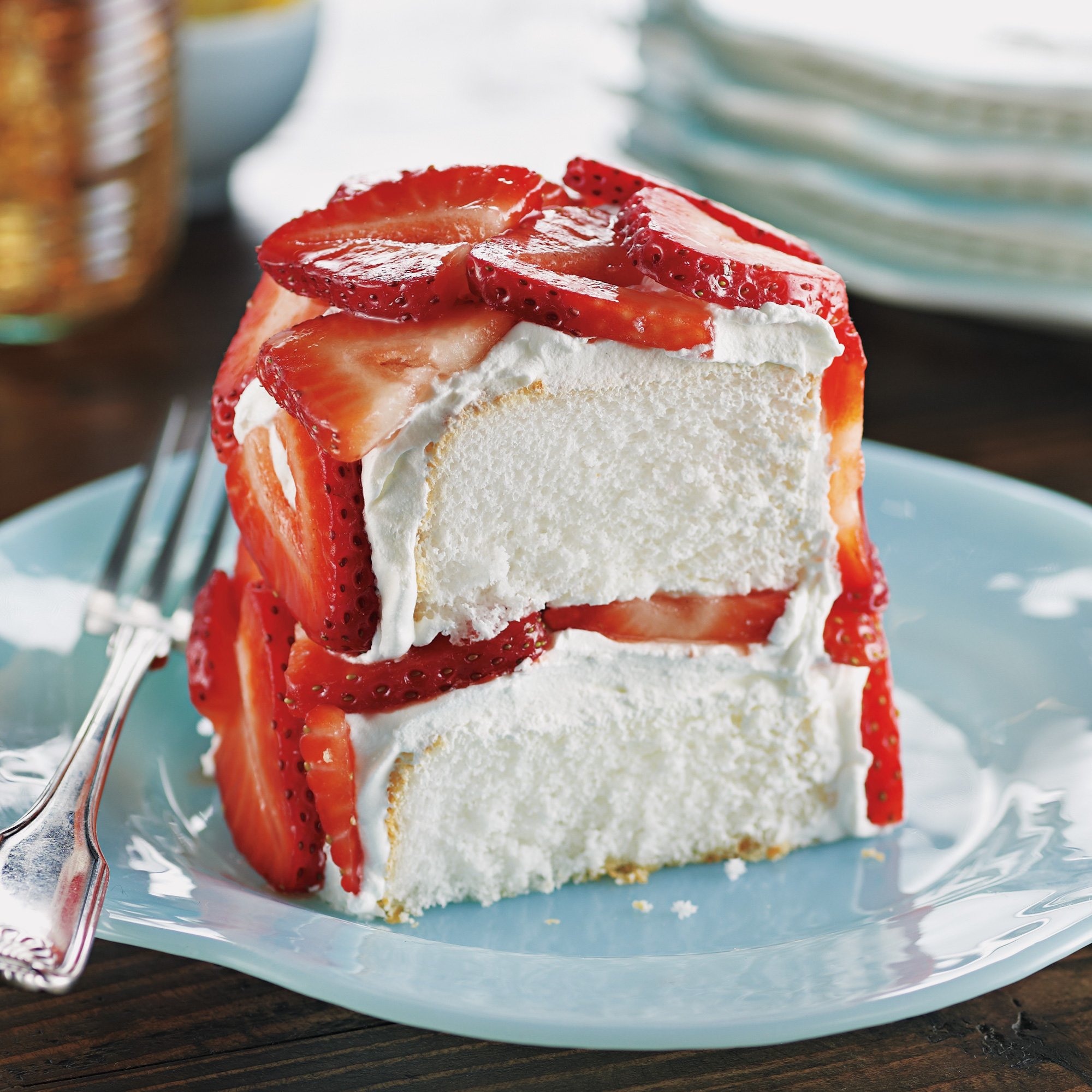 Strawberry Angel Food Cake - Midwestern HomeLife
