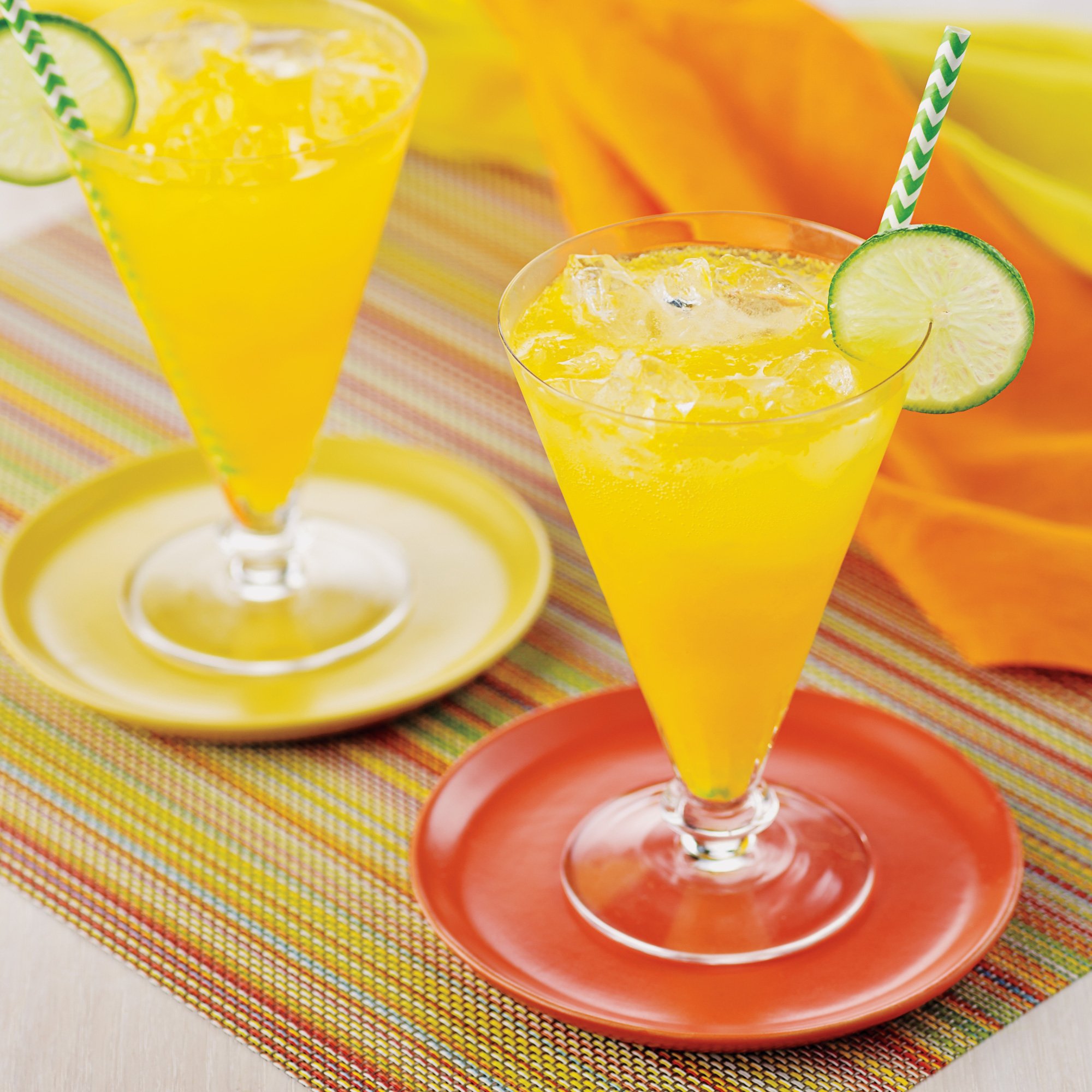 https://images.heb.com/is/image/HEBGrocery/recipe-hm-large/virgin-mimosas-recipe.jpg