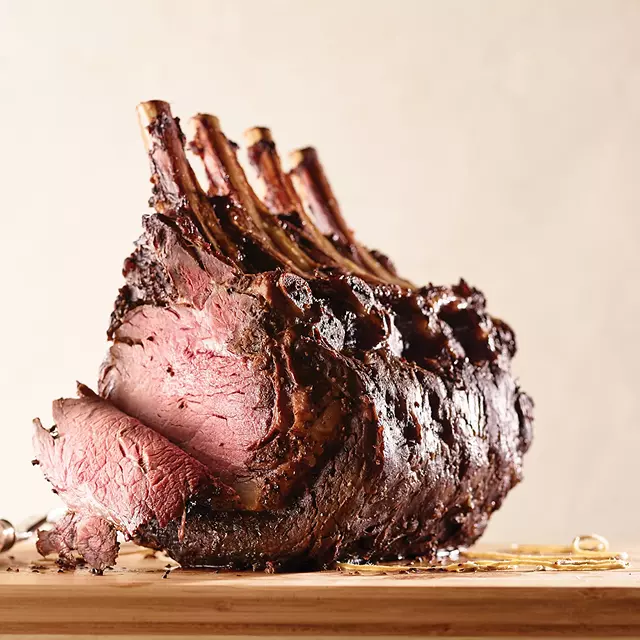 Salt & pepper crusted smoked prime rib